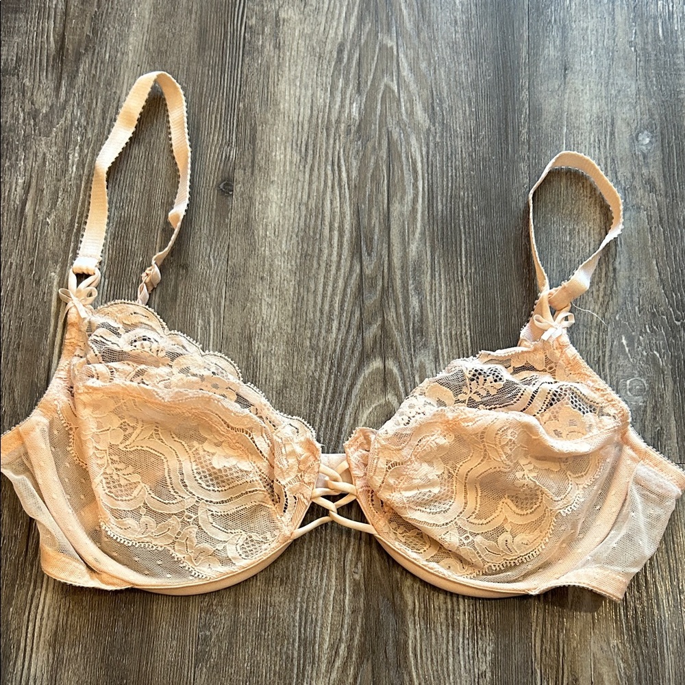 Vintage Vanity Fair Sheer Lace Balconette Bra 38C